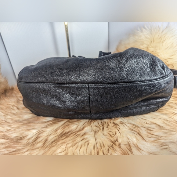 Gucci G Wave Medium Shoulder Bag in Black Pebbled Leather /Prie Firm** - Picture 11 of 13